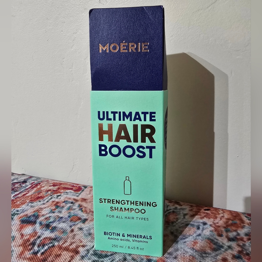 MOÉRIE Ultimate Hair Boost Strengthening Shampoo
